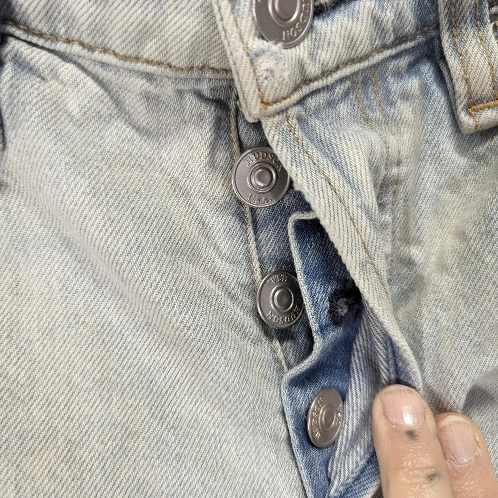 Hudson Cara Denim High Rise Short with Button Fly Cut Offs Raw Hem 26
